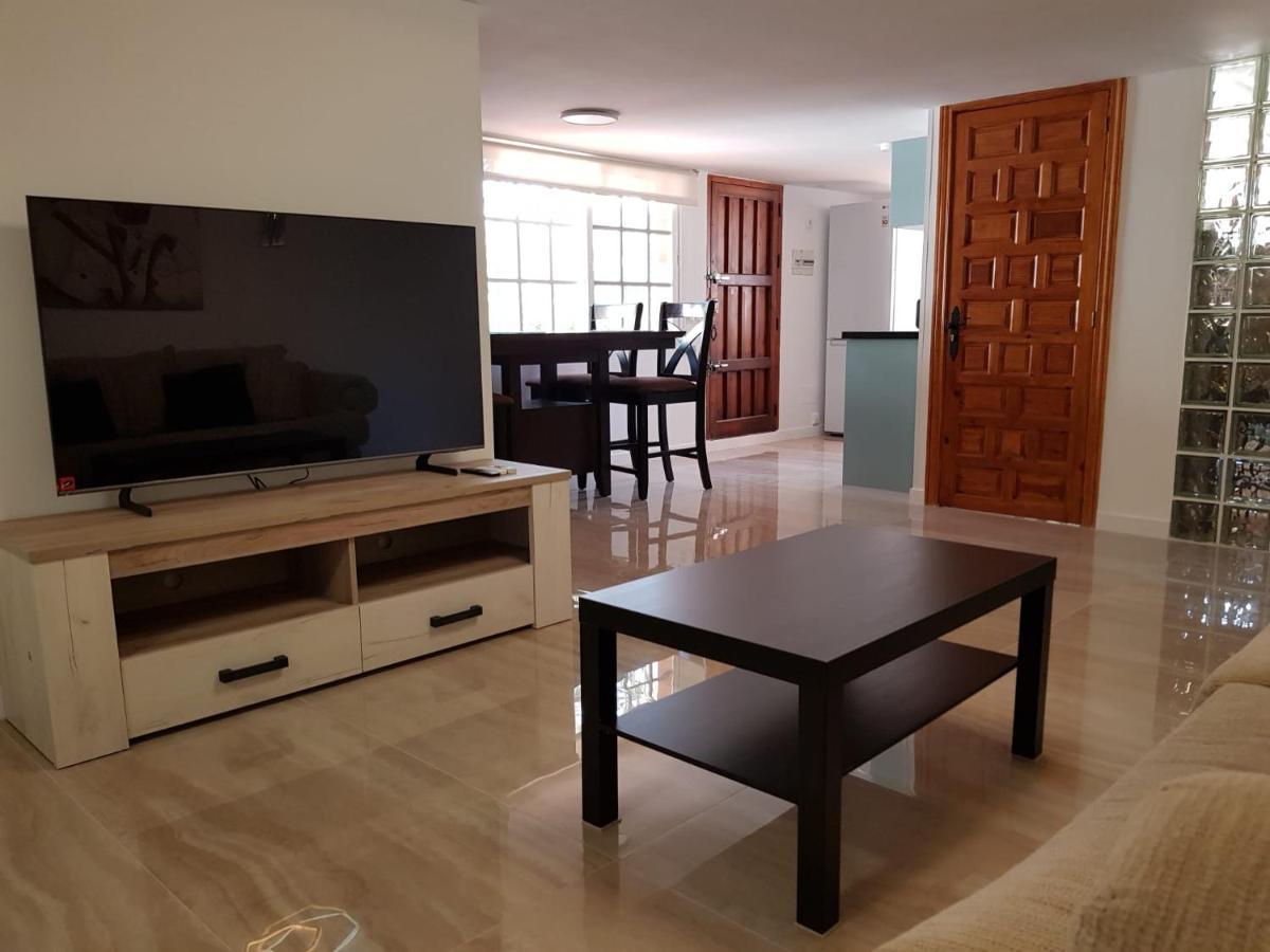 Deluxe Studio Athos 50 Mp Garden Patio Benalmadena Golf & Beach المظهر الخارجي الصورة