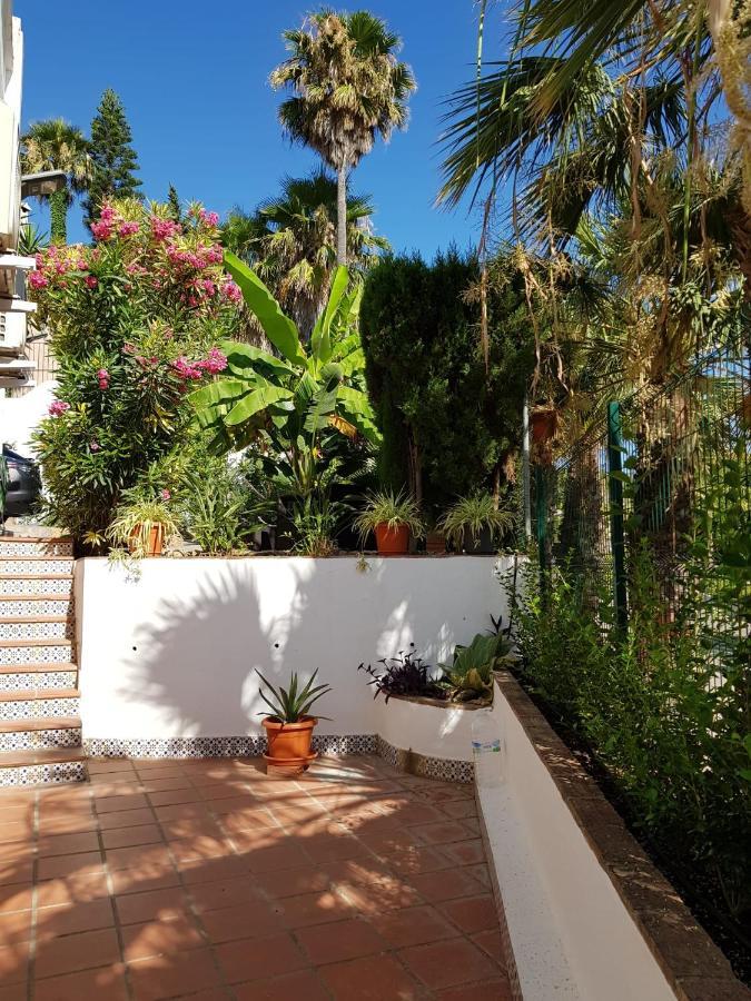 Deluxe Studio Athos 50 Mp Garden Patio Benalmadena Golf & Beach المظهر الخارجي الصورة
